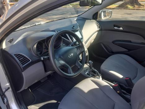 HYUNDAI HB 20 Sedan 1.6 16V 4P FLEX COMFORT AUTOMTICO, Foto 3