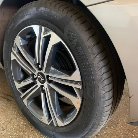 HYUNDAI HB 20 Sedan 1.0 12V 4P FLEX TGDI TURBO COMFORT AUTOMTICO, Foto 5