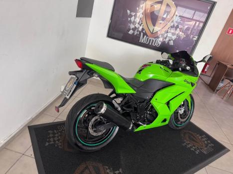 KAWASAKI Ninja 250 R, Foto 4