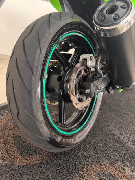 KAWASAKI Ninja 250 R, Foto 7