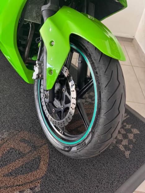 KAWASAKI Ninja 250 R, Foto 8