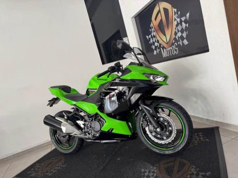 KAWASAKI Ninja 400 , Foto 2