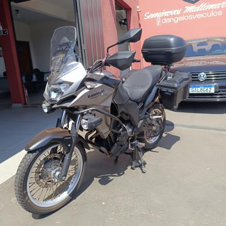 KAWASAKI Versys 300 TOURER, Foto 3