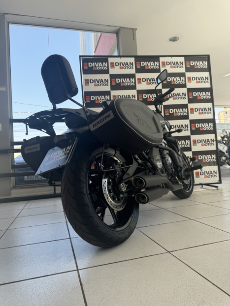 KAWASAKI Vulcan 650 S , Foto 3