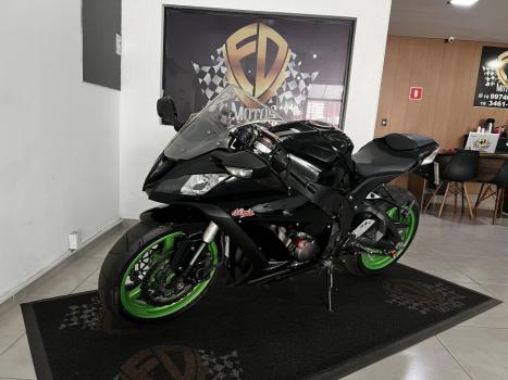 KAWASAKI ZX 10 R NINJA, Foto 3