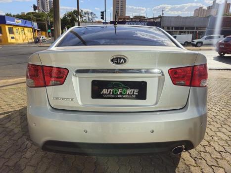 KIA Cerato Sedan 1.6 16V 4P SX2, Foto 4