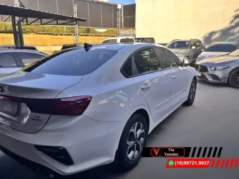 KIA Cerato Sedan 2.0 16V 4P EX AUTOMTICO, Foto 6