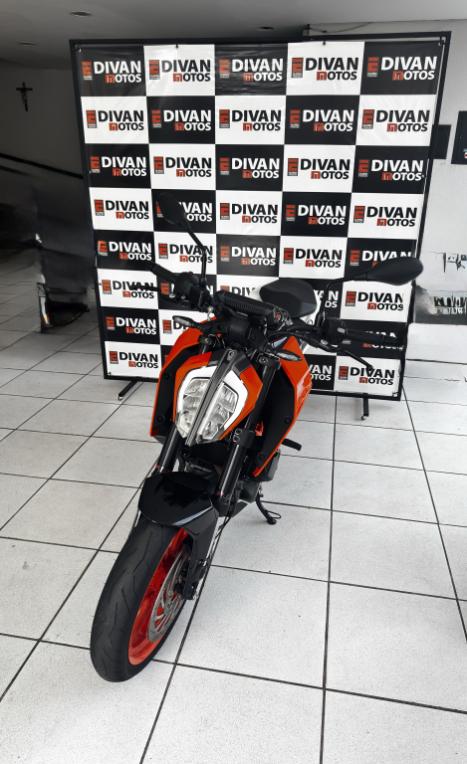KTM 390 Duke , Foto 4
