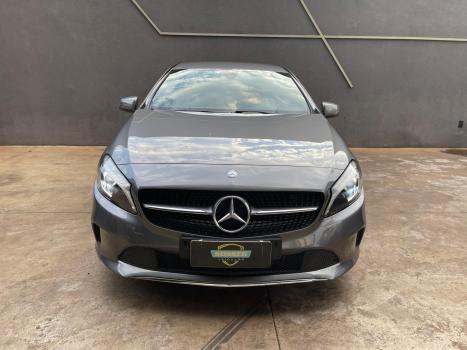 MERCEDES-BENZ A 200 1.6 16V 4P TURBO AUTOMTICO, Foto 2