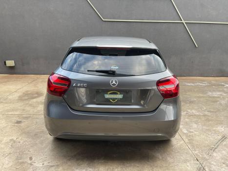 MERCEDES-BENZ A 200 1.6 16V 4P TURBO AUTOMTICO, Foto 5