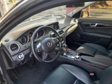 MERCEDES-BENZ C 180 1.8 16V 4P CLASSIC PLUS AUTOMTICO, Foto 3
