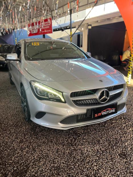 MERCEDES-BENZ CLA 180 1.6 16V 4P CGI TURBO 7G-TRONIC DCT AUTOMTICO, Foto 2