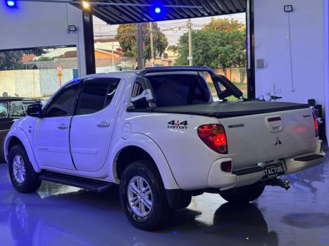 MITSUBISHI L 200 Triton 3.5 V6 HPE 4X4 FLEX CABINE DUPLA AUTOMTICO, Foto 5