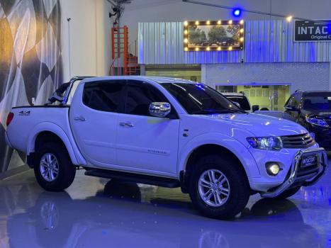 MITSUBISHI L 200 Triton 3.5 V6 HPE 4X4 FLEX CABINE DUPLA AUTOMTICO, Foto 7