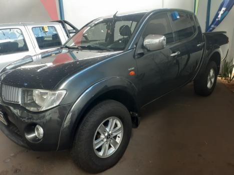 MITSUBISHI L 200 Triton 3.2 16V HPE 4X4 CABINE DUPLA TURBO DIESEL INTERCOOLER, Foto 2