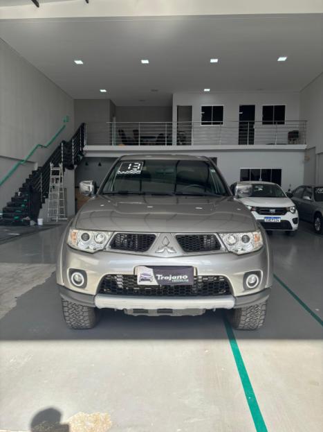MITSUBISHI L 200 Triton 3.2 16V HPE 4X4 CABINE DUPLA TURBO DIESEL INTERCOOLER AUTOMTICO, Foto 3