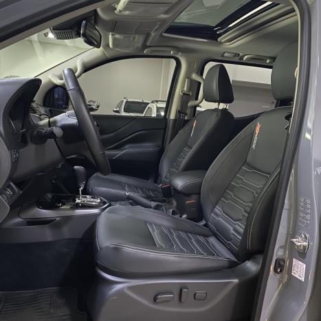 NISSAN Frontier 2.3 16V PRO4X CABINE DUPLA 4X4 BI-TURBO DIESEL AUTOMTICO, Foto 14