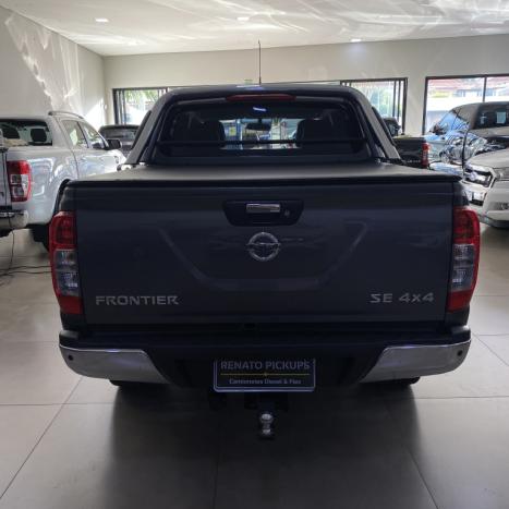 NISSAN Frontier 2.3 16V XE 4X4 CABINE DUPLA BI-TURBO DIESEL AUTOMTICO, Foto 4