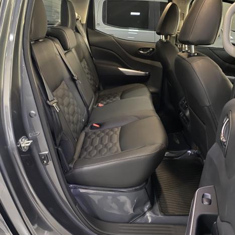 NISSAN Frontier 2.3 16V PLATINUM CABINE DUPLA 4X4 BI-TURBO DIESEL AUTOMTICO, Foto 17