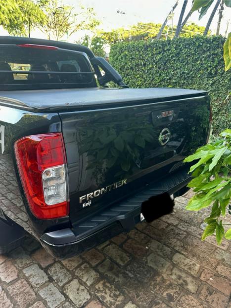 NISSAN Frontier 2.3 ATTACK CABINE DUPLA 4X4 BI-TURBO DIESEL AUTOMTICO, Foto 2