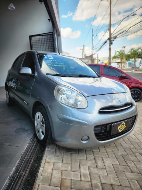 NISSAN March 1.0 12V 4P S FLEX, Foto 2