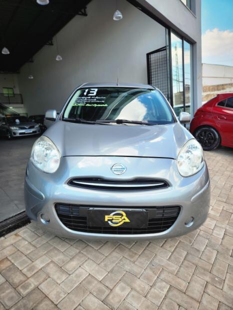 NISSAN March 1.0 12V 4P S FLEX, Foto 3