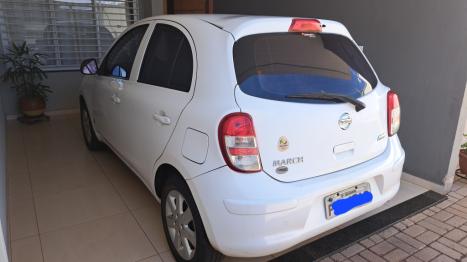 NISSAN March 1.6 16V 4P S RIO FLEX, Foto 2