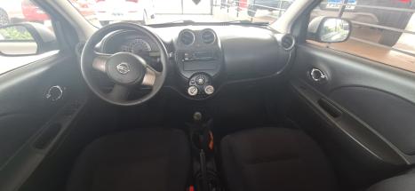 NISSAN March 1.6 16V 4P S FLEX, Foto 5