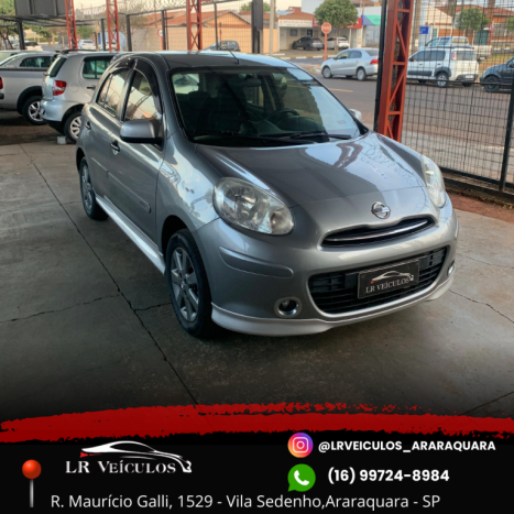 NISSAN March 1.6 16V 4P SR FLEX, Foto 7
