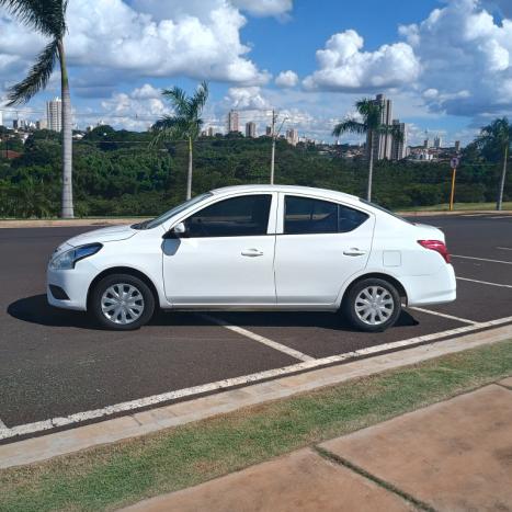 NISSAN Versa Sedan 1.6 16V 4P FLEX S, Foto 6