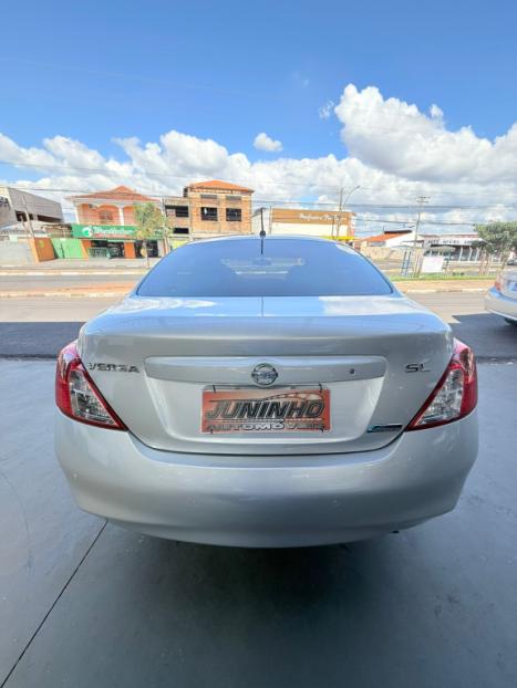 NISSAN Versa Sedan 1.6 16V 4P FLEX SL, Foto 4