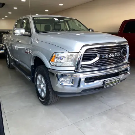 RAM 2500 6.7 I6 24V SLT CABINE DUPLA TURBO DIESEL LARAMIE 4X4 AUTOMTICO, Foto 2