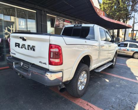 RAM 2500 6.7 I6 24V SLT CABINE DUPLA TURBO DIESEL LARAMIE 4X4 AUTOMTICO, Foto 3