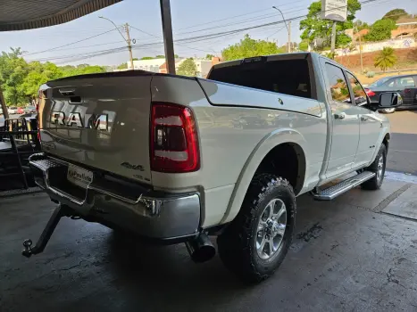 RAM 2500 6.7 I6 24V SLT CABINE DUPLA TURBO DIESEL LARAMIE 4X4 AUTOMTICO, Foto 4