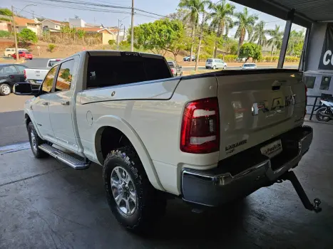 RAM 2500 6.7 I6 24V SLT CABINE DUPLA TURBO DIESEL LARAMIE 4X4 AUTOMTICO, Foto 5