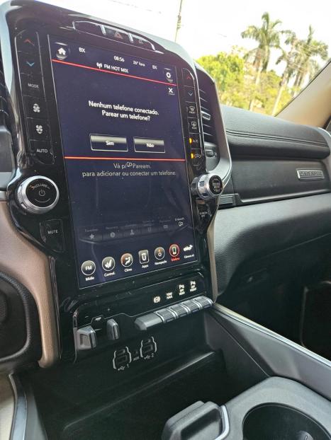 RAM 2500 6.7 I6 24V SLT CABINE DUPLA TURBO DIESEL LARAMIE 4X4 AUTOMTICO, Foto 7