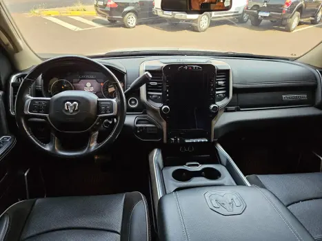 RAM 2500 6.7 I6 24V SLT CABINE DUPLA TURBO DIESEL LARAMIE 4X4 AUTOMTICO, Foto 8