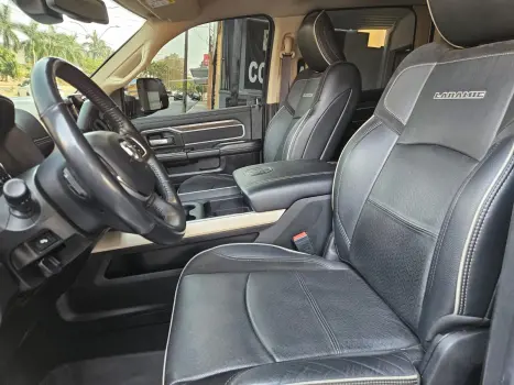 RAM 2500 6.7 I6 24V SLT CABINE DUPLA TURBO DIESEL LARAMIE 4X4 AUTOMTICO, Foto 9