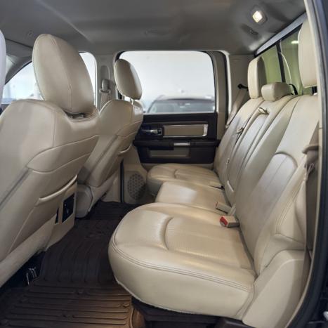 RAM 2500 6.7 I6 24V SLT CABINE DUPLA TURBO DIESEL LARAMIE 4X4 AUTOMTICO, Foto 25