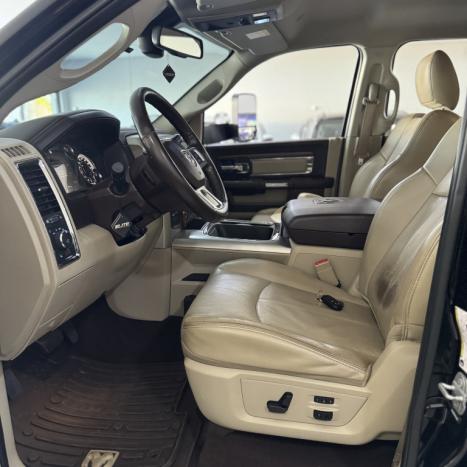 RAM 2500 6.7 I6 24V SLT CABINE DUPLA TURBO DIESEL LARAMIE 4X4 AUTOMTICO, Foto 28