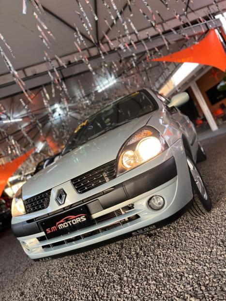 RENAULT Clio Sedan 1.6 16V 4P PRIVILEGE, Foto 4