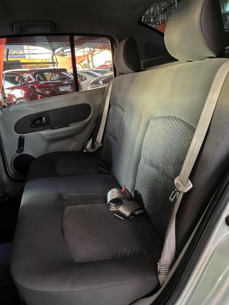 RENAULT Clio Sedan 1.6 16V 4P PRIVILEGE, Foto 19