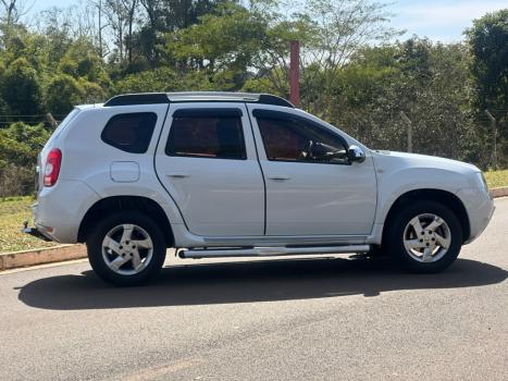 RENAULT Duster 2.0 16V 4P FLEX DYNAMIQUE AUTOMTICO, Foto 17
