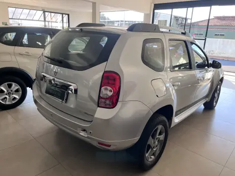 RENAULT Duster 2.0 16V 4P FLEX DYNAMIQUE AUTOMTICO, Foto 4