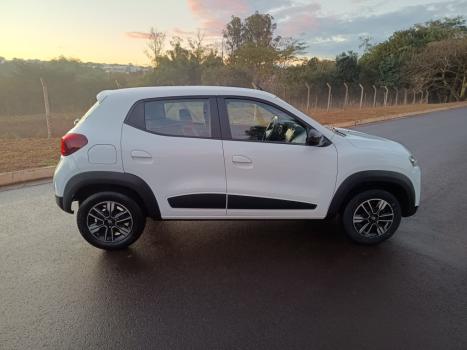 RENAULT Kwid 1.0 12V 4P SCE FLEX INTENSE, Foto 5