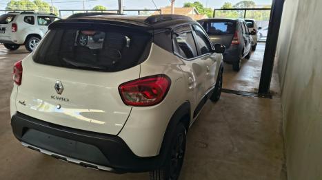 RENAULT Kwid 1.0 12V 4P SCE FLEX OUTSIDER, Foto 2