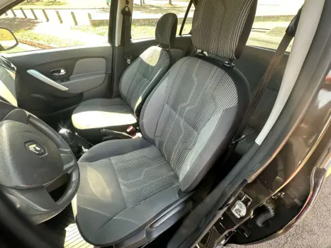 RENAULT Logan 1.0 12V 4P FLEX SCE EXPRESSION, Foto 3
