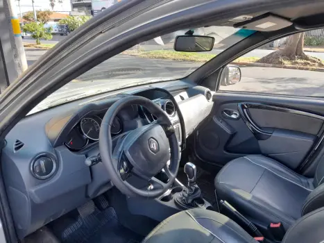 RENAULT Oroch 2.0 16V 4P FLEX DYNAMIQUE AUTOMTICO, Foto 3