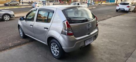 RENAULT Sandero 1.0 16V 4P FLEX EXPRESSION, Foto 6