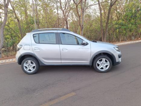 RENAULT Sandero 1.6 16V 4P FLEX STEPWAY, Foto 6